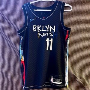 Rare Kyrie Irving Brooklyn Nets Basquiat Edition Jersey Black adult small